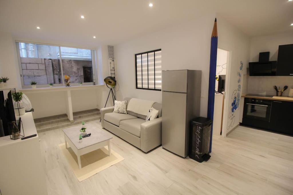 La Bd : Joli T2 Renove /Wi-Fi/Centre-Ville Angoulême Zewnętrze zdjęcie